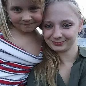 Meet your Posher, Neena